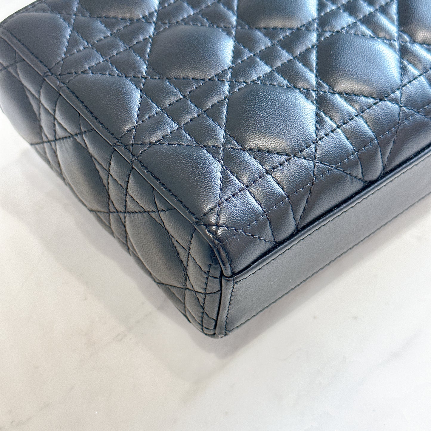 Lady D Joy Medium in Black GHW