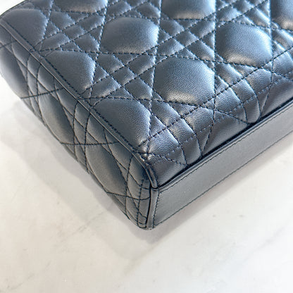 Lady D Joy Medium in Black GHW