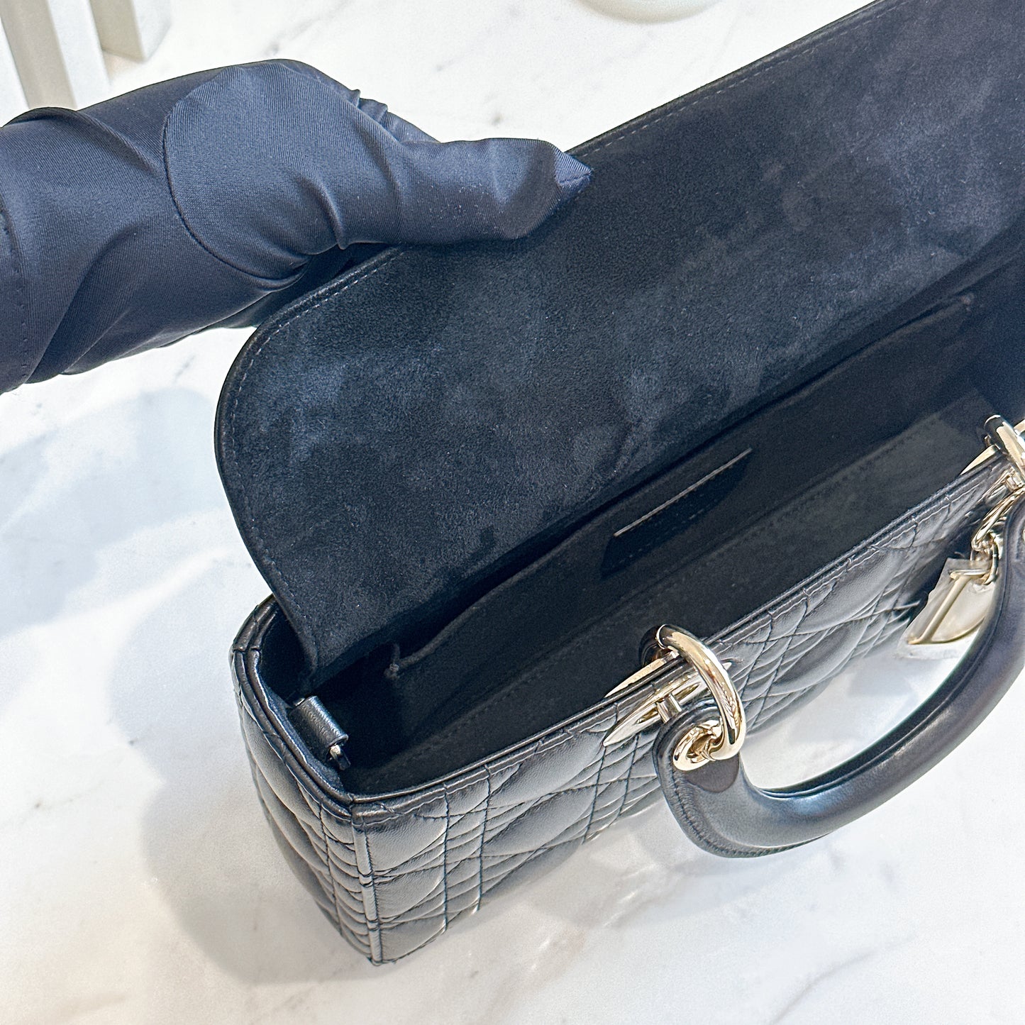 Lady D Joy Medium in Black GHW