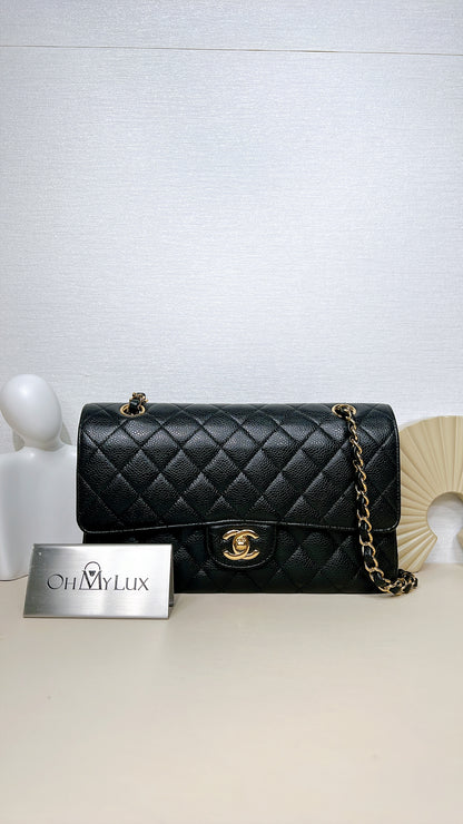 Chanel Classic Flap Medium in Black GHW