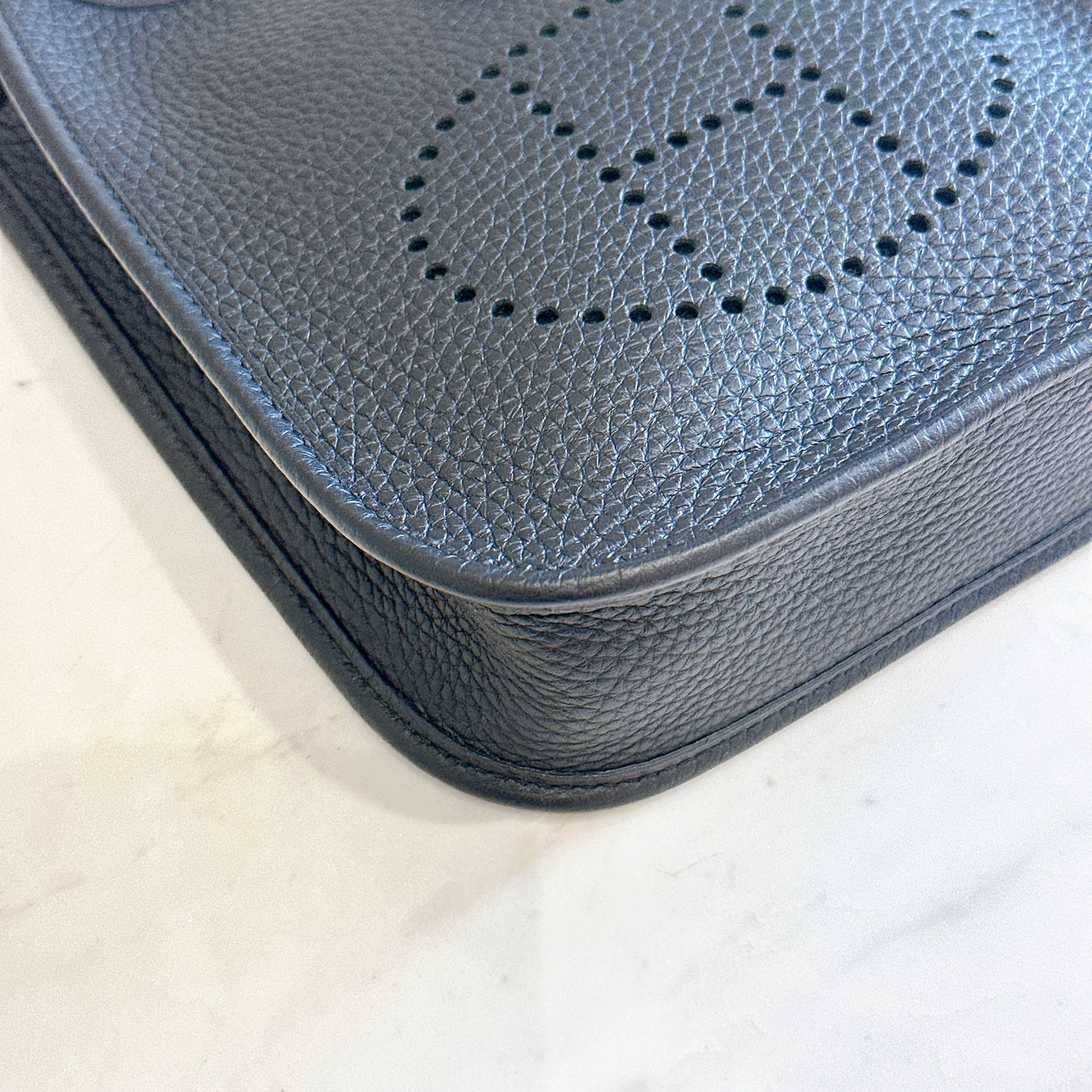 Hermes Mini Evelyne in Noir