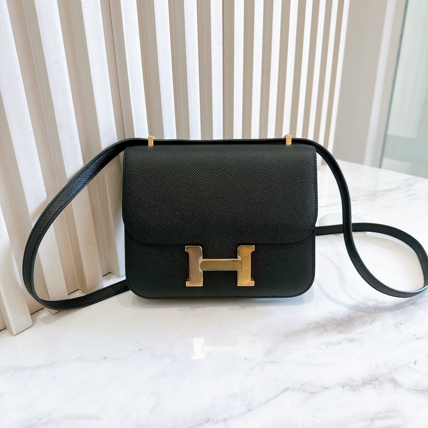 Hermes Constance 18 Epsom in Noir GHW