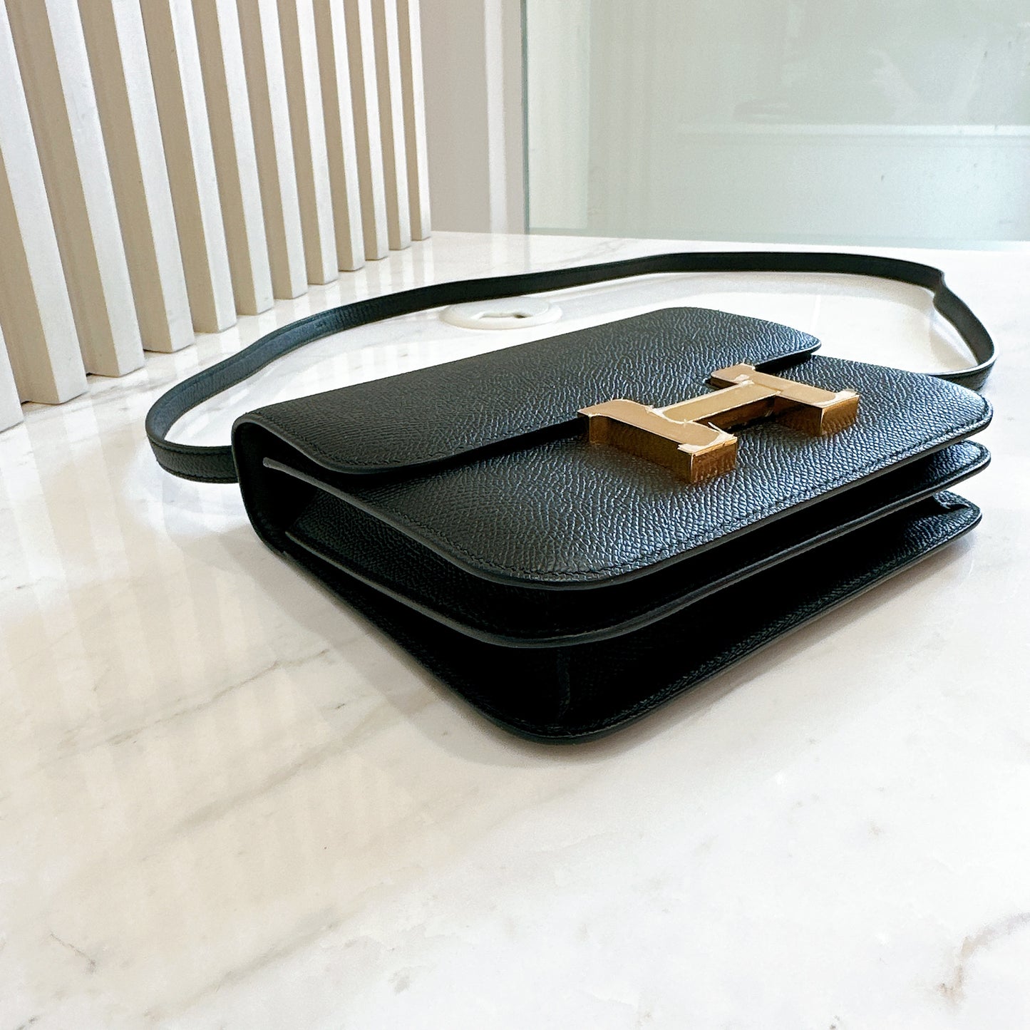 Hermes Constance 18 Epsom in Noir GHW