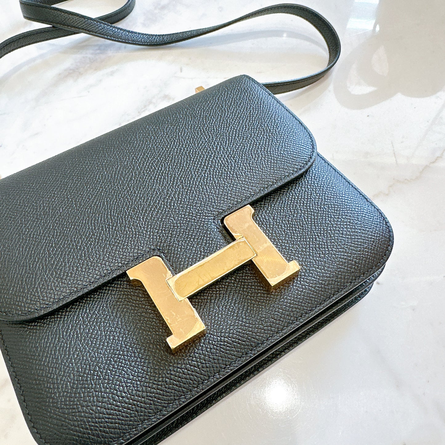 Hermes Constance 18 Epsom in Noir GHW
