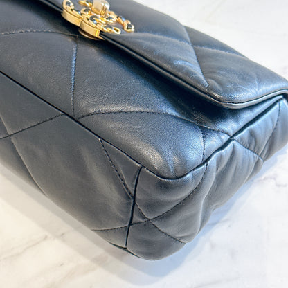 Chanel 19 Small in Black