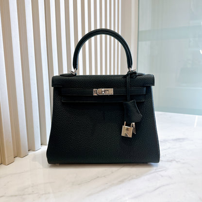 Hermes Kelly 25 Togo in Noir PHW
