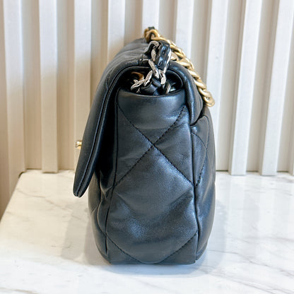 Chanel 19 Small in Black