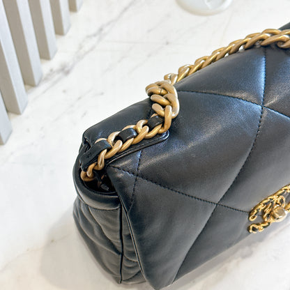 Chanel 19 Small in Black