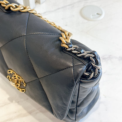 Chanel 19 Small in Black