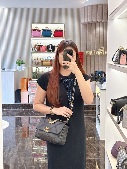 Chanel 19 Small in Black
