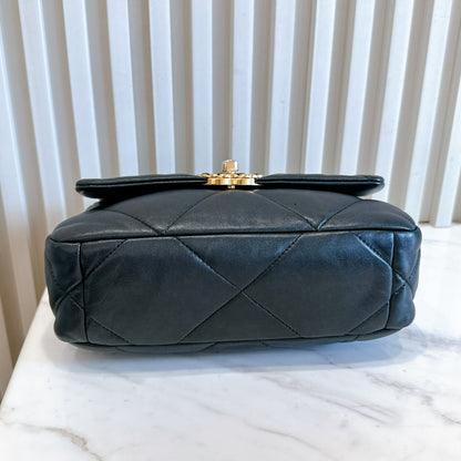Chanel 19 Small in Black