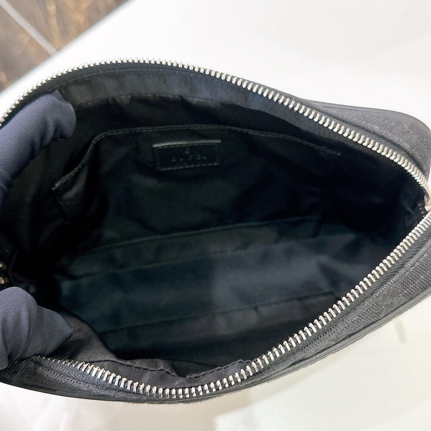 Gucci Canvas Crossbody Bag in Black