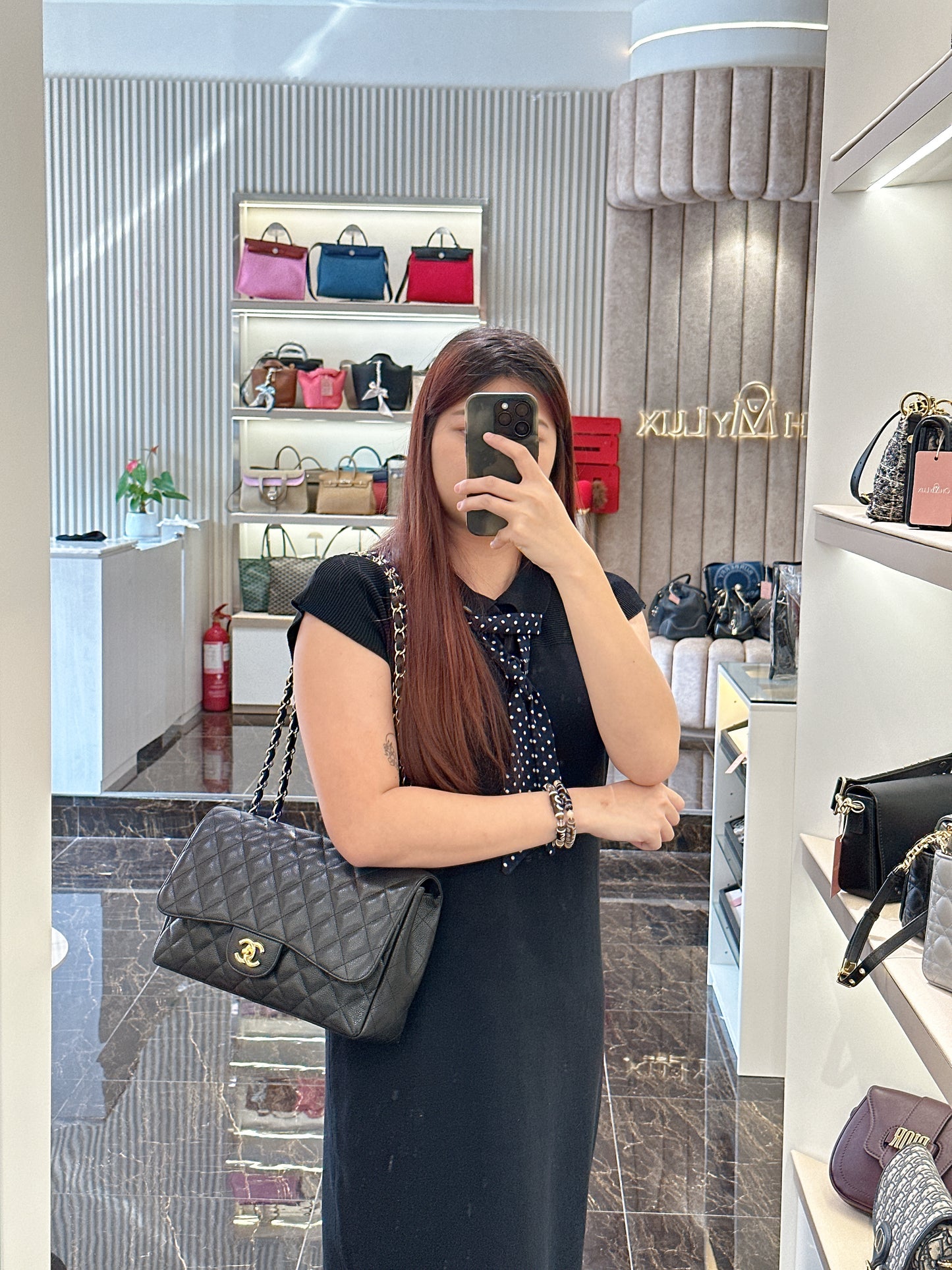 Chanel Classic Flap Jumbo Caviar Black in GHW