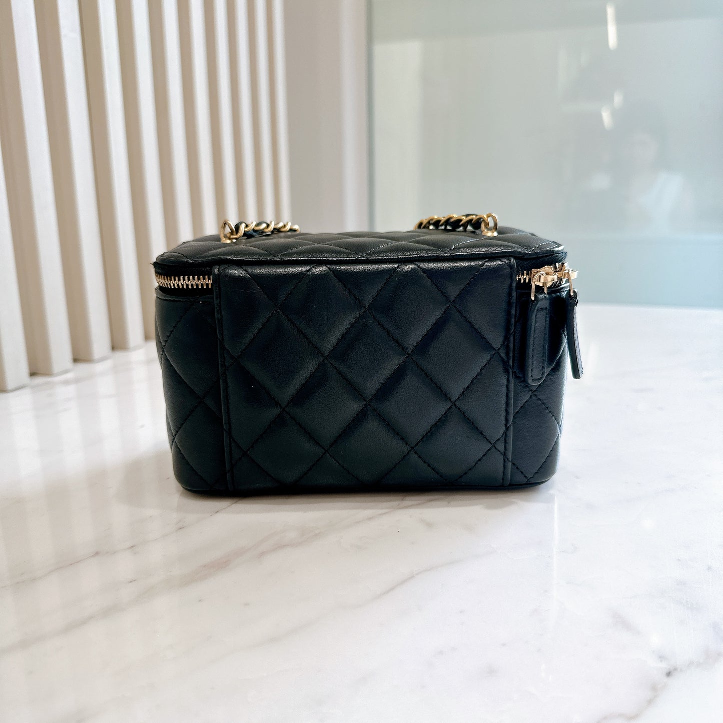 Chanel Vanity Case Black With Pearl Crush