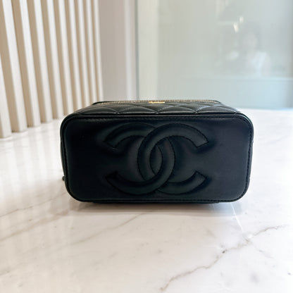 Chanel Vanity Case Black With Pearl Crush