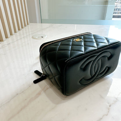 Chanel Vanity Case Black With Pearl Crush