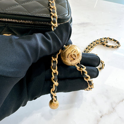 Chanel Vanity Case Black With Pearl Crush