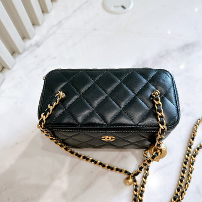 Chanel Vanity Case Black With Pearl Crush