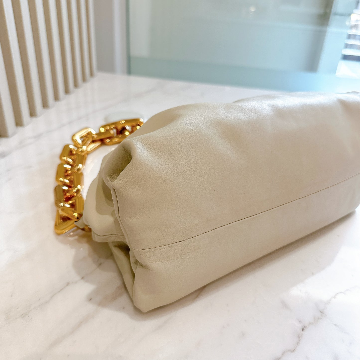 Bottega Veneta The Chain Pouch in White