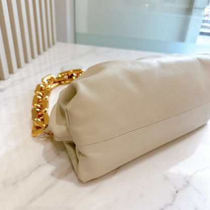 Bottega Veneta The Chain Pouch in White