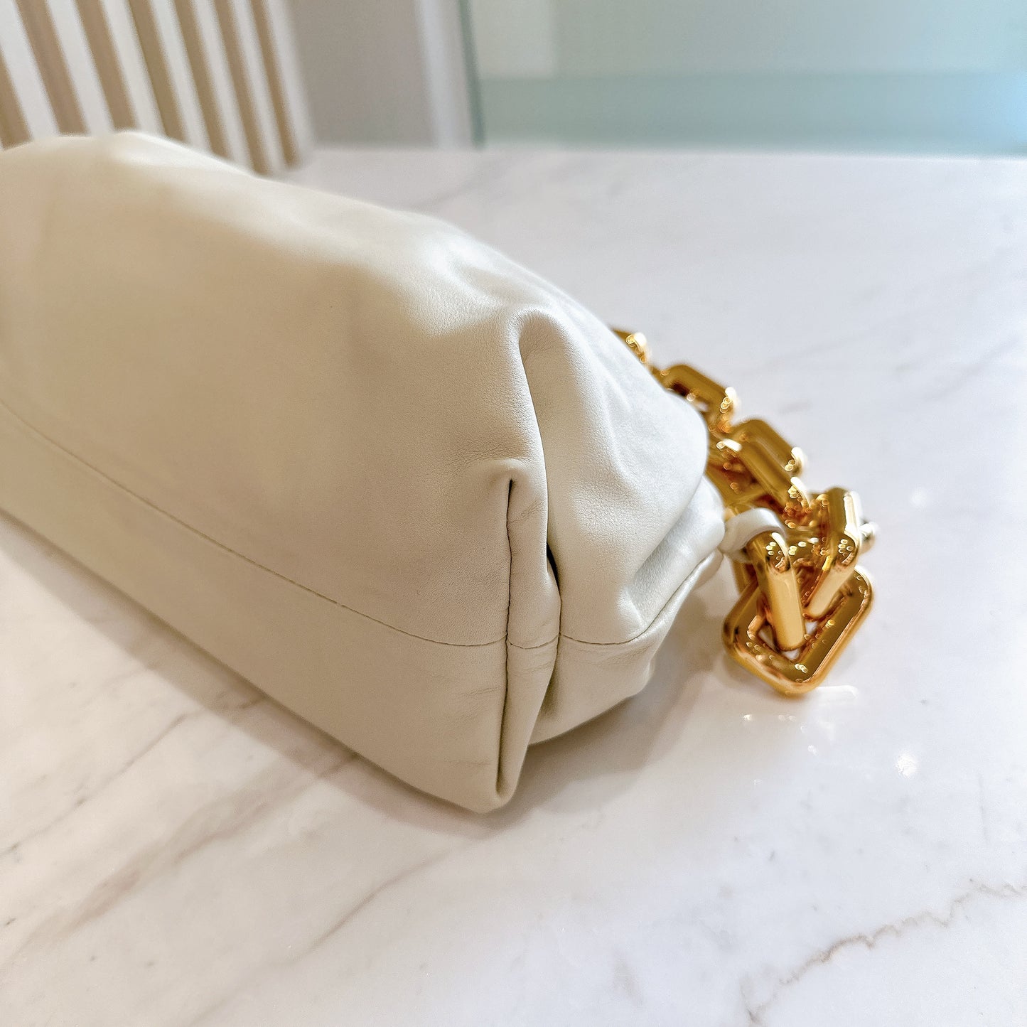 Bottega Veneta The Chain Pouch in White
