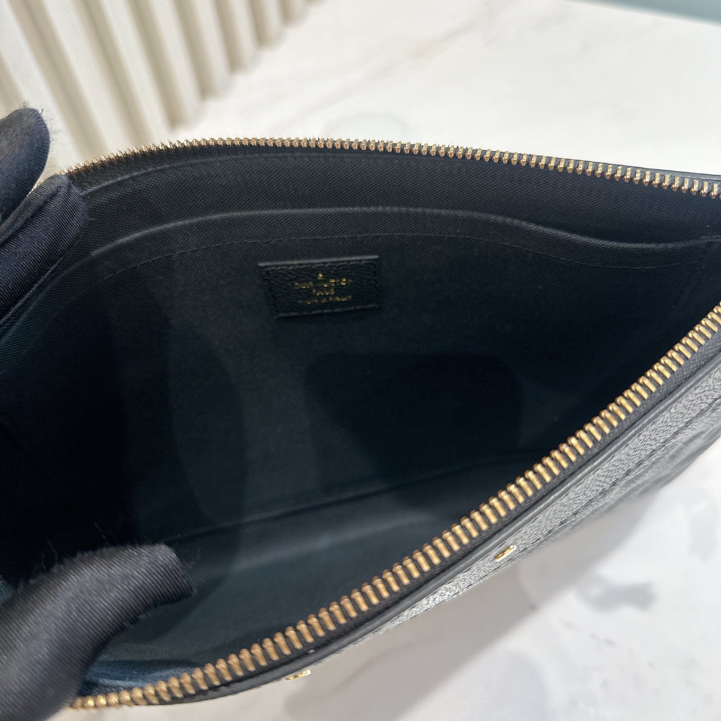 LV Daily Pouch in Black Monogram Empriente