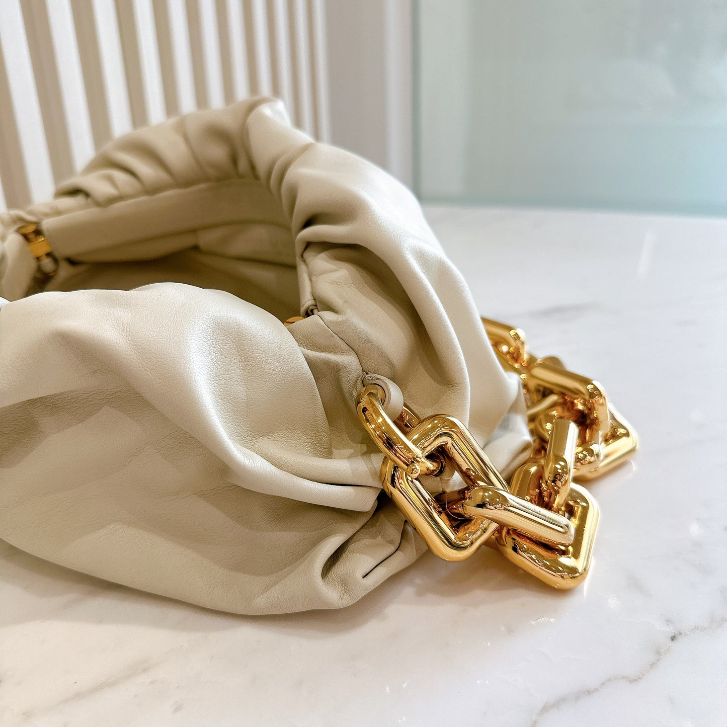 Bottega Veneta The Chain Pouch in White