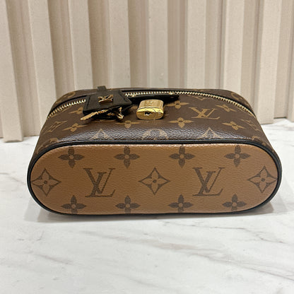 LV Vanity Chain Pouch