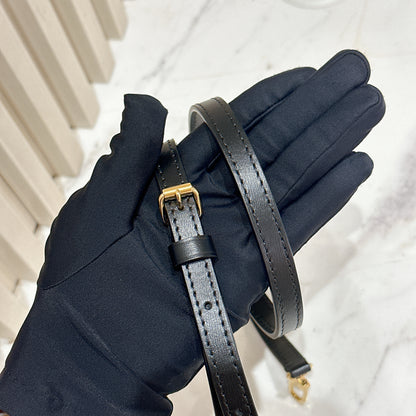 LV Vanity Chain Pouch