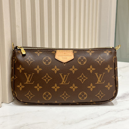 LV Multi Pochette in Pink