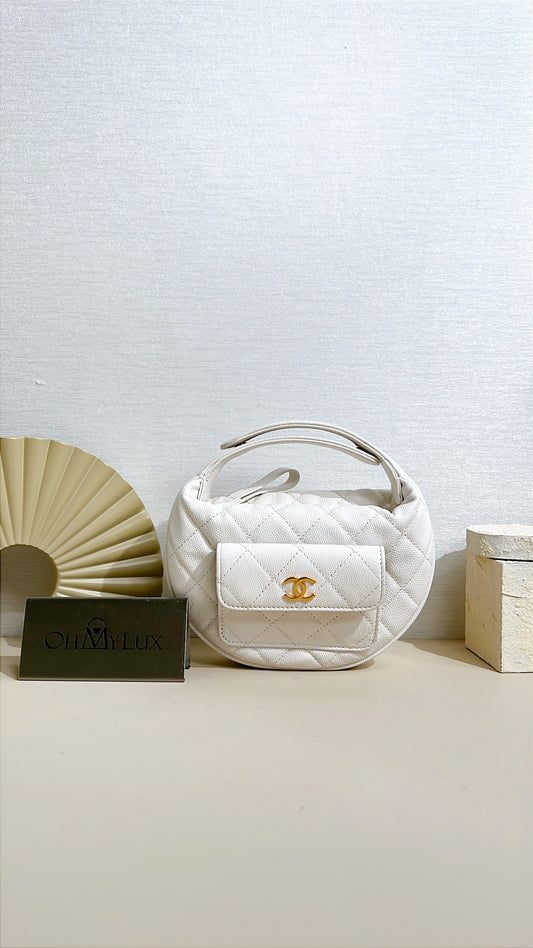 Chanel Caviar Polley Pocket
