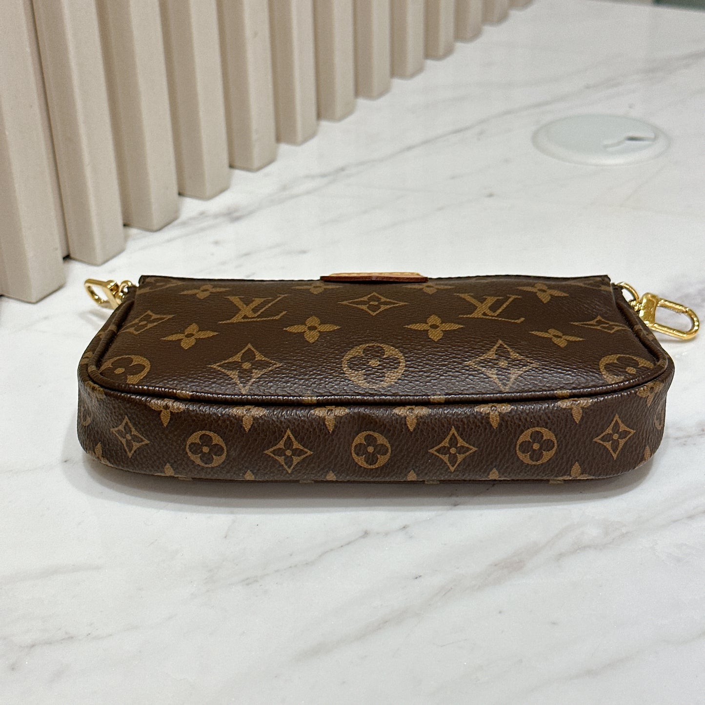 LV Multi Pochette in Pink