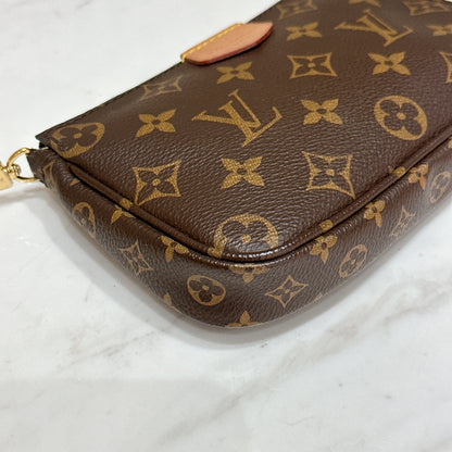 LV Multi Pochette in Pink
