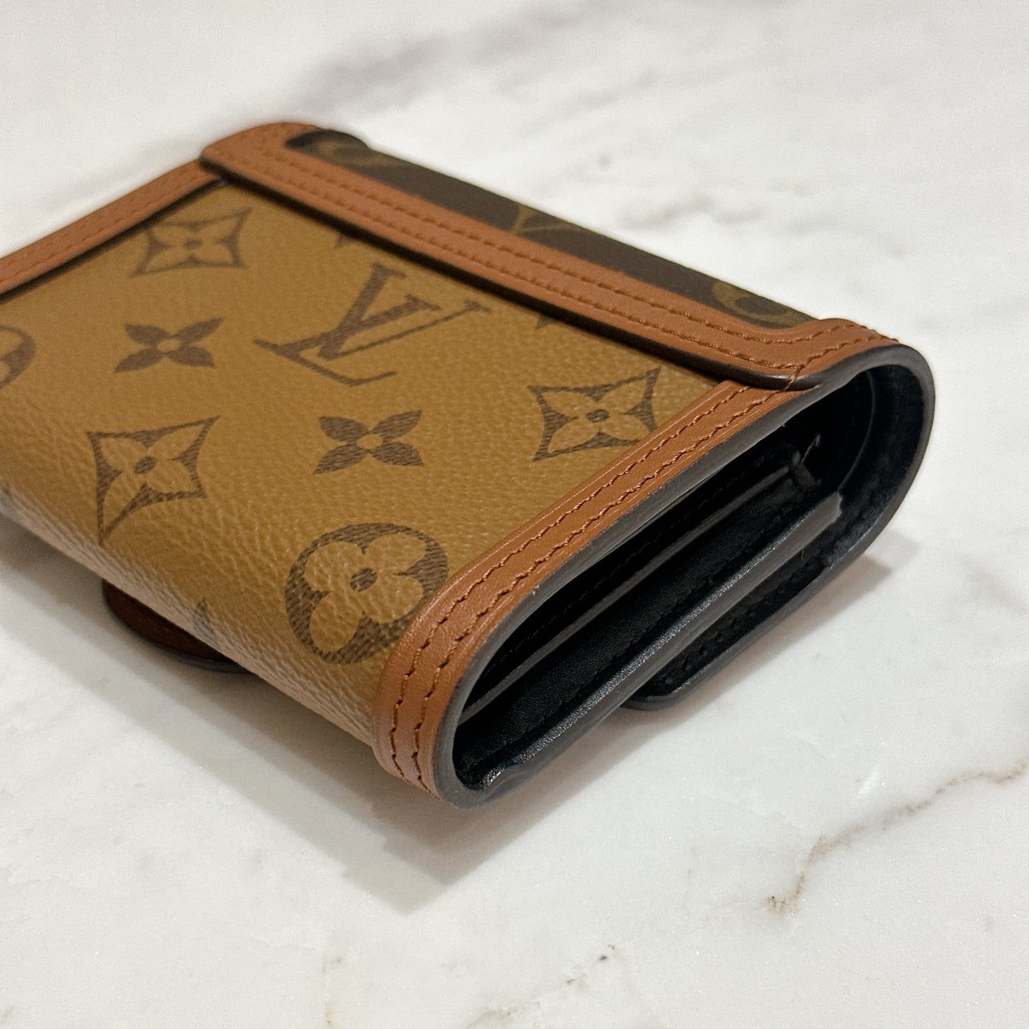 LV Reverse Monogram Dauphine Wallet