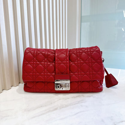 Dior New Lock in Red