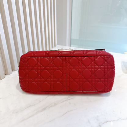 Dior New Lock in Red