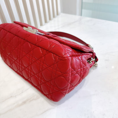 Dior New Lock in Red