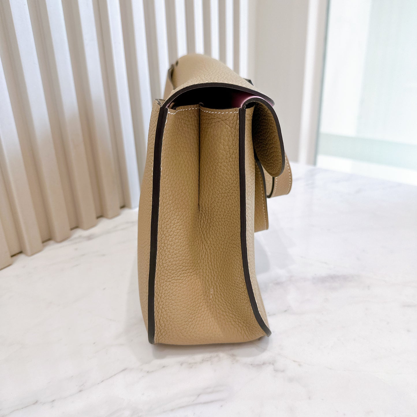 Hermes Halzan Verso 31 in Clemence Leather