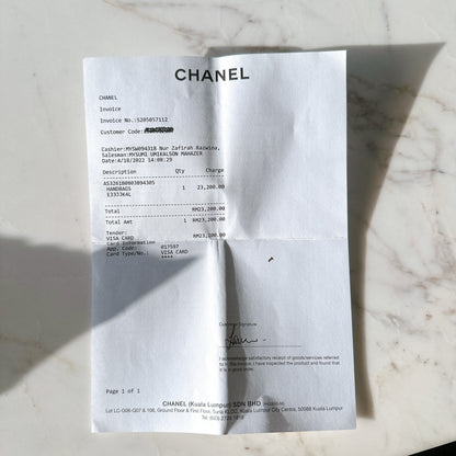 Chanel 22 Medium in Black