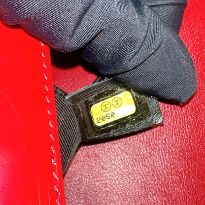 Chanel Boy Patent Calfskin Quilted Medium