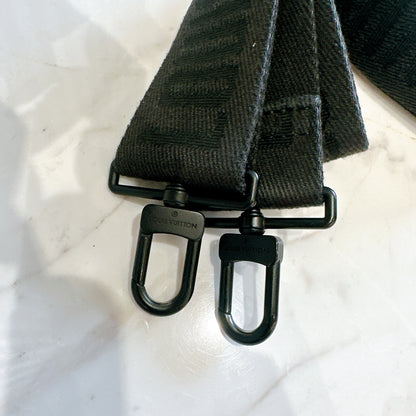 LV S Lock Messenger in Taurillon