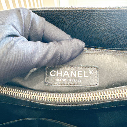 Chanel GST Caviar Black in SHW