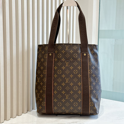 LV Monogram Cabas Beaubourg
