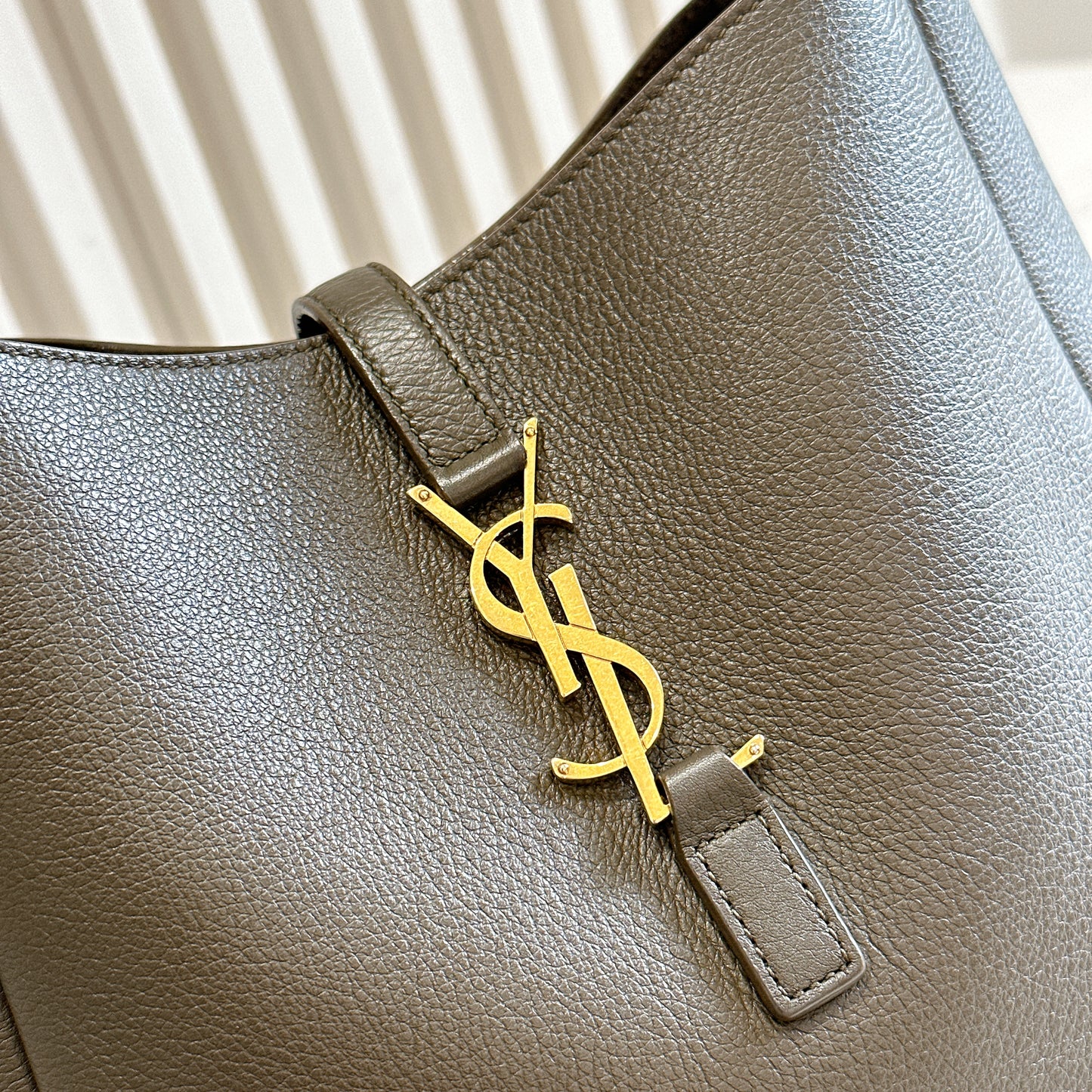 YSL  5 À 7 Small Bag in Green