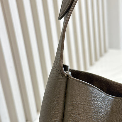 YSL  5 À 7 Small Bag in Green