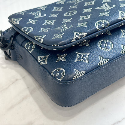 LV Trio Messenger in Shadow Leather