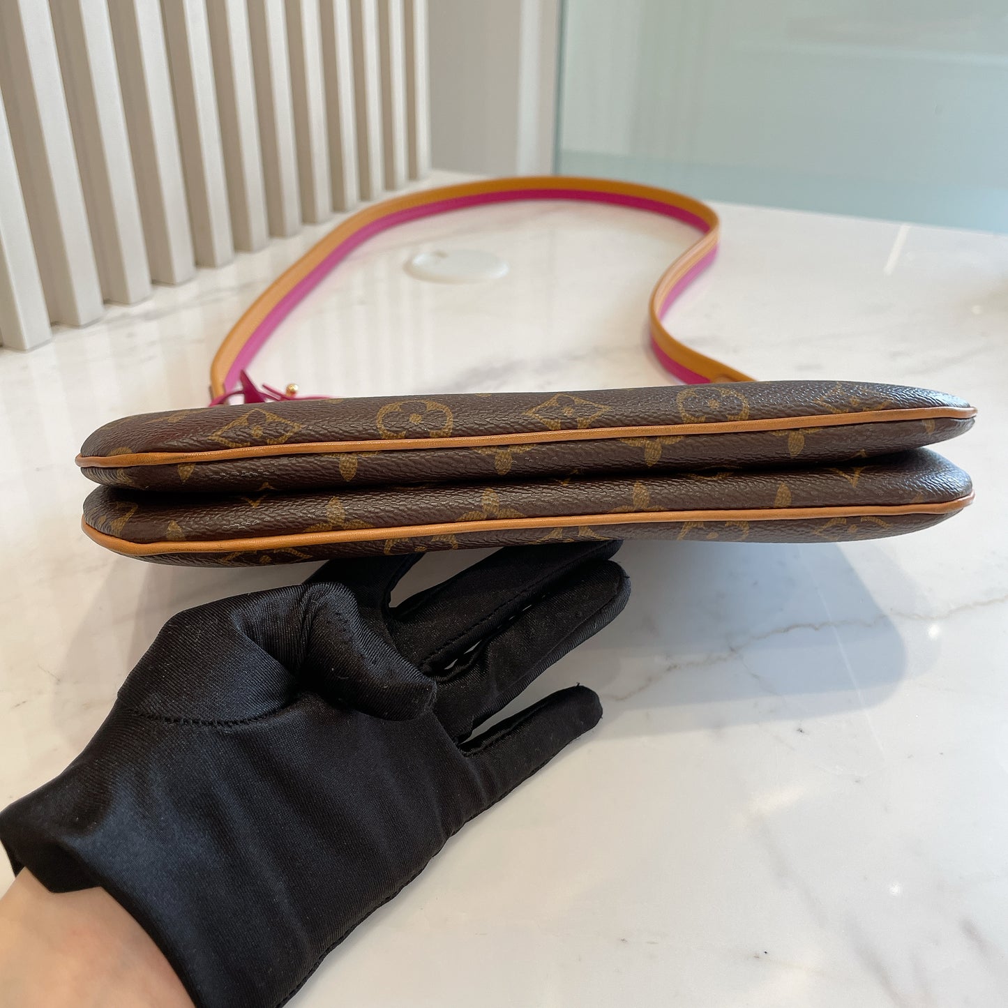 LV Monogran Lorette