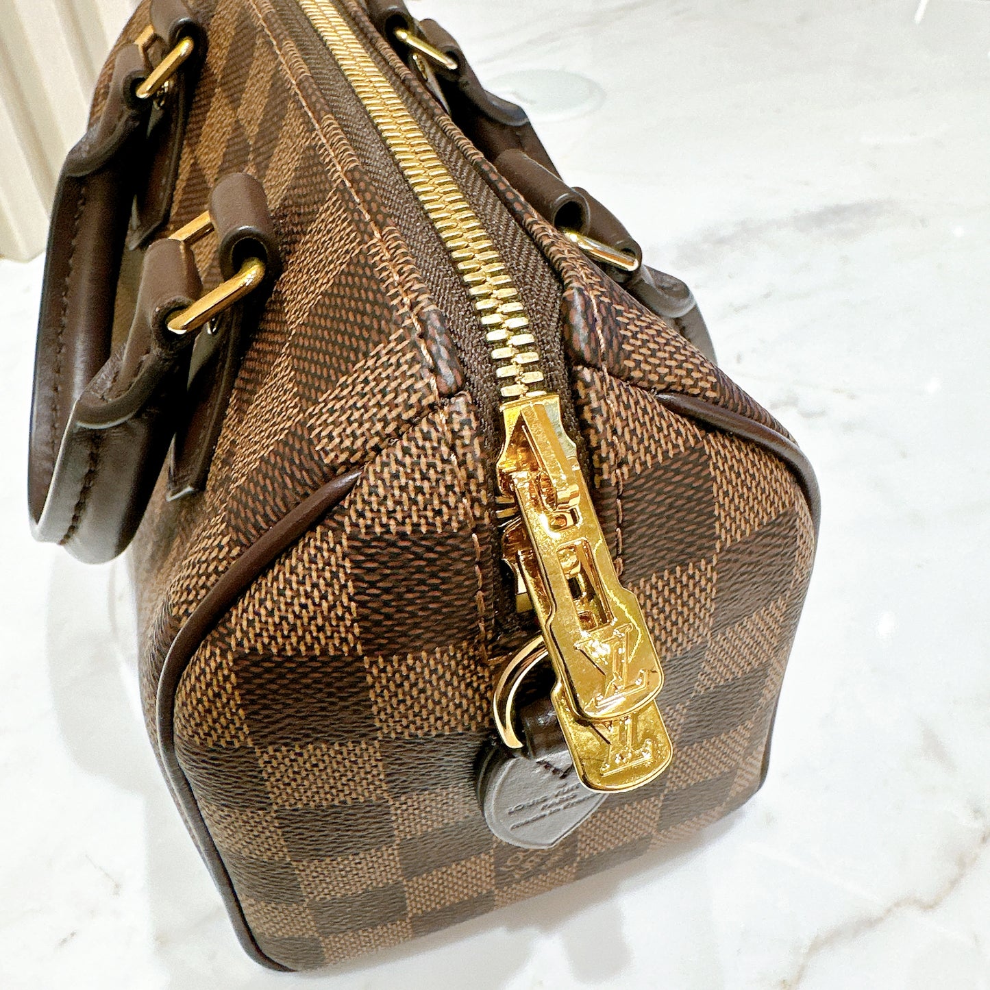 LV Damier Ebene Speedy 20 Bandouliere