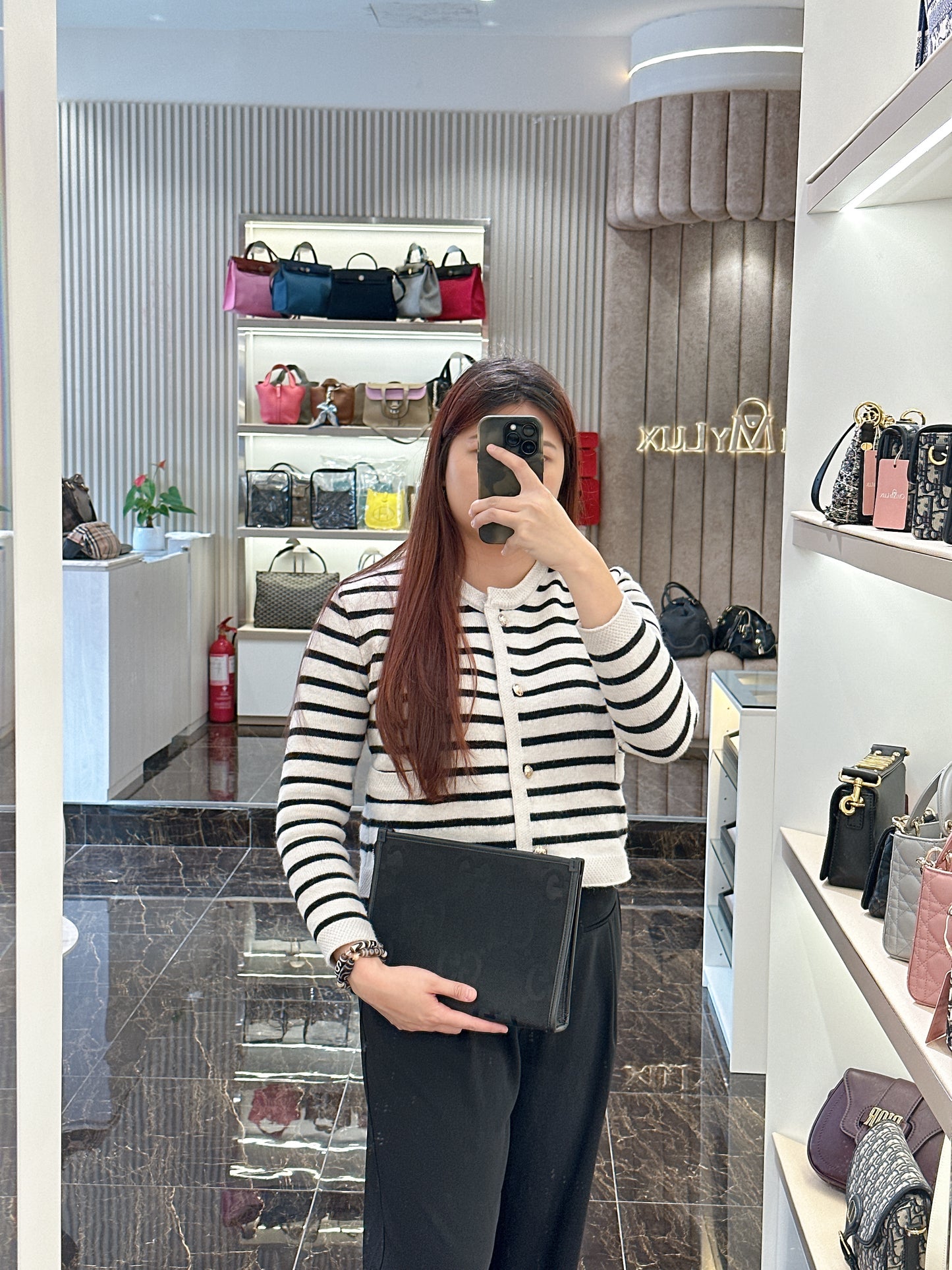 Gucci Monogram GG Jumbo Pouch