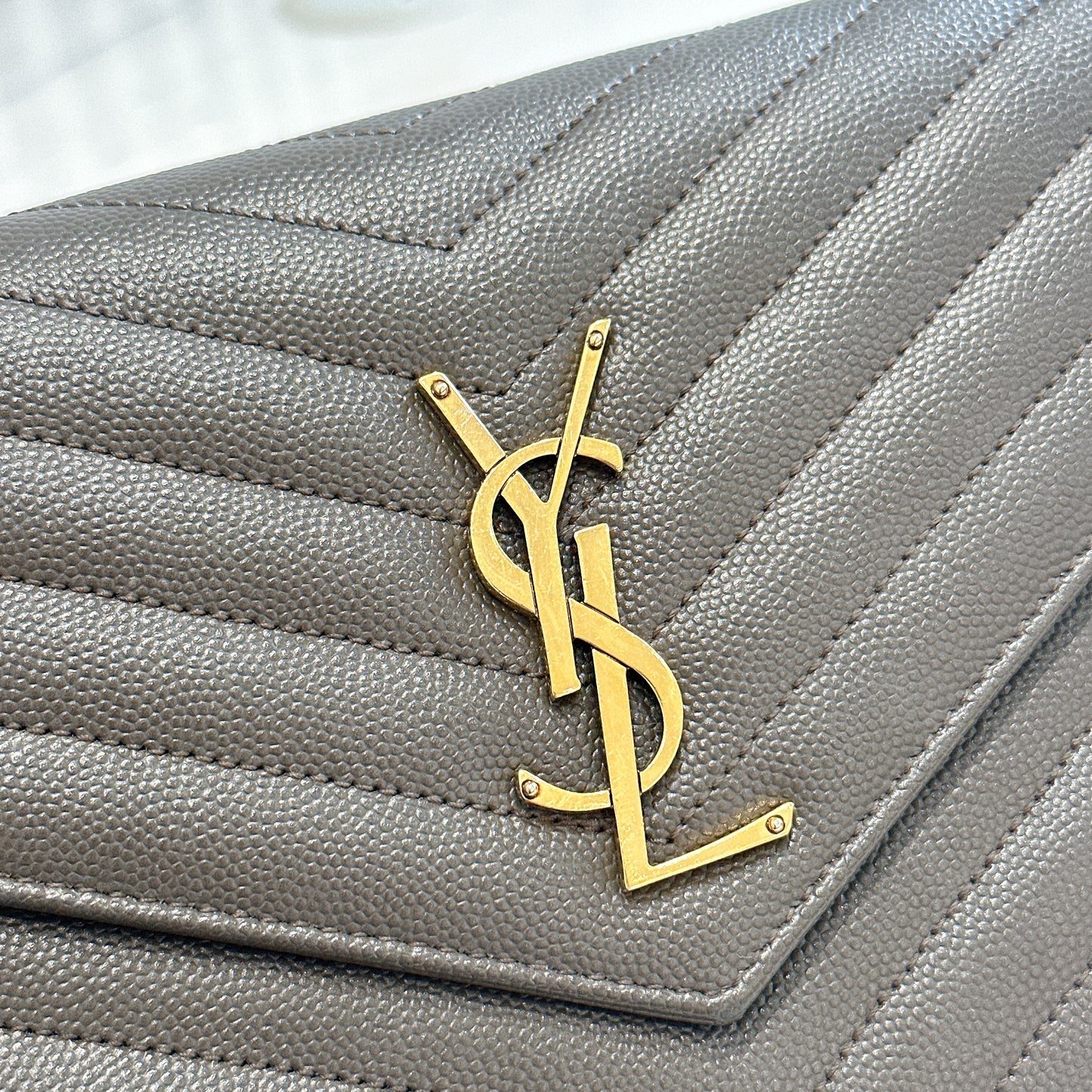 YSL Wallet On Chain in Grey